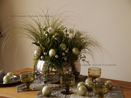 COMPOSITION_HELLEBORE_NOEL_2011_SYLVIE_FONTAINE_MAROILLES COMPOSITION_HELLEBORE_NOEL_2011_SYLVIE_FONTAINE_MAROILLES